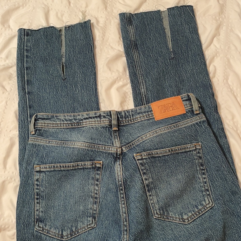 Zara high waisted jeans with front slit - Picture 7 of 8